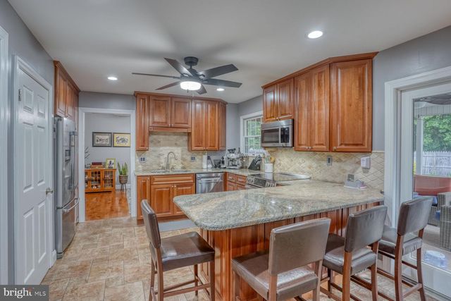 209 CAROLINE PL N, Dover, DE 19904