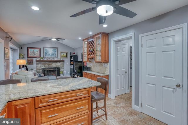 209 CAROLINE PL N, Dover, DE 19904