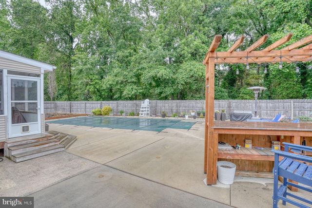 209 CAROLINE PL N, Dover, DE 19904