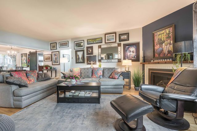 517 W Lakeside Drive, Fergus Falls, MN 56537