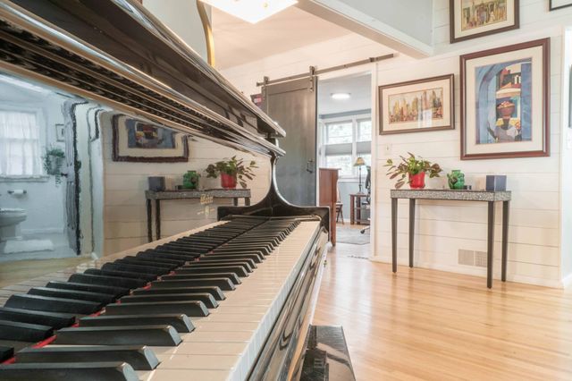 517 W Lakeside Drive, Fergus Falls, MN 56537