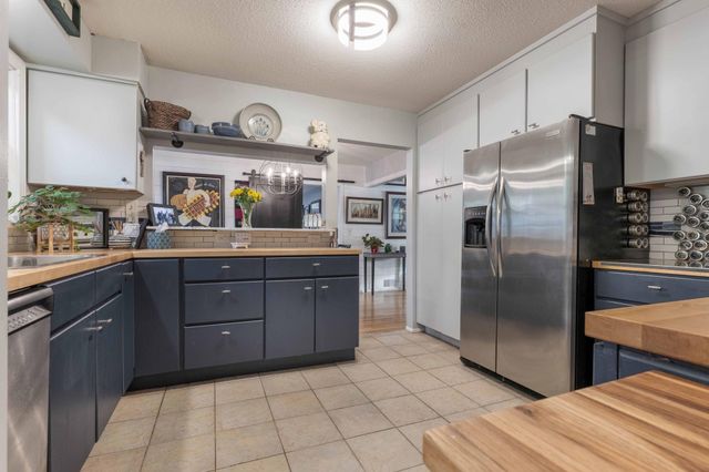 517 W Lakeside Drive, Fergus Falls, MN 56537