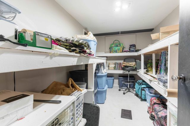 517 W Lakeside Drive, Fergus Falls, MN 56537