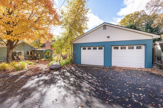 517 W Lakeside Drive, Fergus Falls, MN 56537