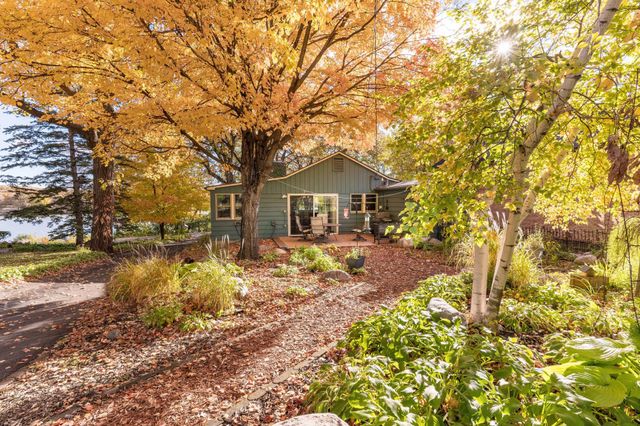 517 W Lakeside Drive, Fergus Falls, MN 56537