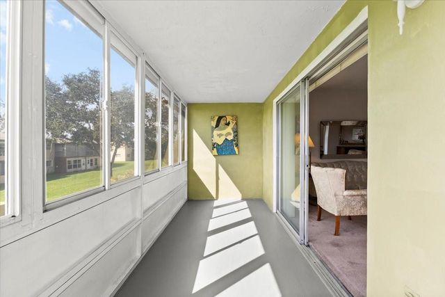 7200 NW 5th Pl 203, Margate, FL 33063