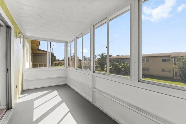 7200 NW 5th Pl 203, Margate, FL 33063