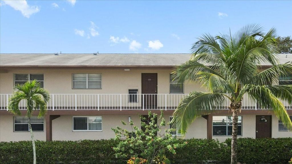 7200 NW 5th Pl 203, Margate, FL 33063