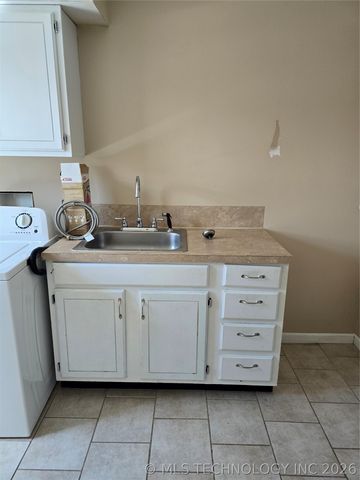 1511 Timber Ridge Drive, Cleveland, OK 74020