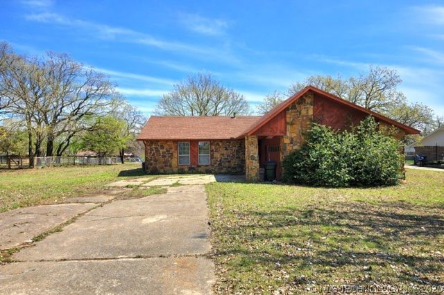 1511 Timber Ridge Drive, Cleveland, OK 74020
