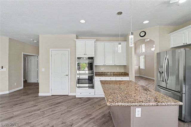 10548 Meadow Mist Avenue, Las Vegas, NV 89135