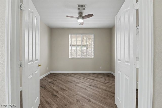 10548 Meadow Mist Avenue, Las Vegas, NV 89135