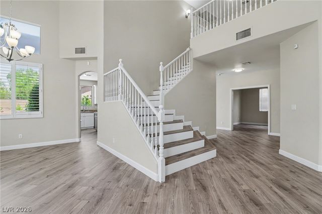 10548 Meadow Mist Avenue, Las Vegas, NV 89135