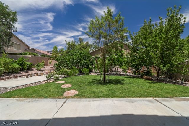 10548 Meadow Mist Avenue, Las Vegas, NV 89135