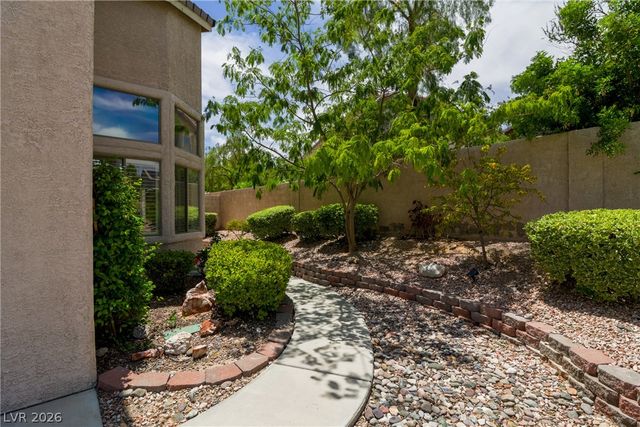 10548 Meadow Mist Avenue, Las Vegas, NV 89135