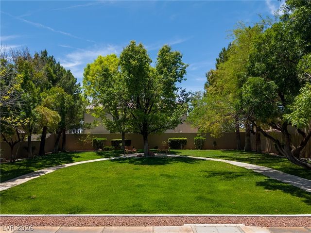 10548 Meadow Mist Avenue, Las Vegas, NV 89135