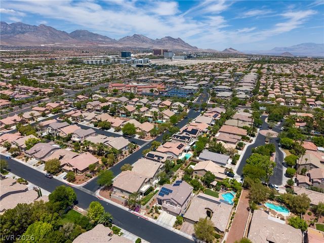 10548 Meadow Mist Avenue, Las Vegas, NV 89135