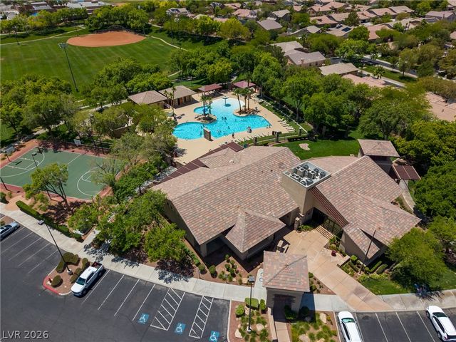 10548 Meadow Mist Avenue, Las Vegas, NV 89135