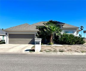 2302 Lakeview Drive, Mission, TX 78576