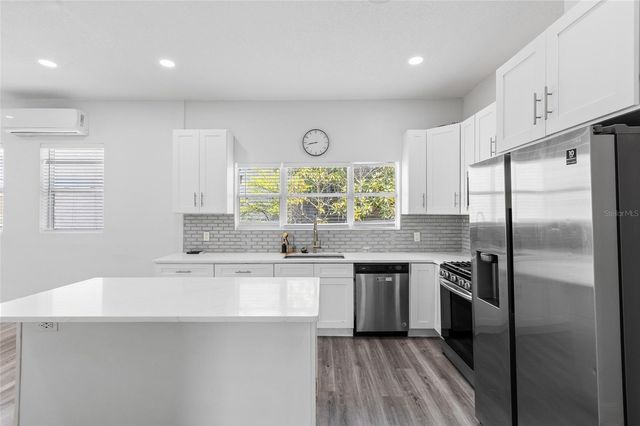 2506 W MAIN STREET, Tampa, FL 33607