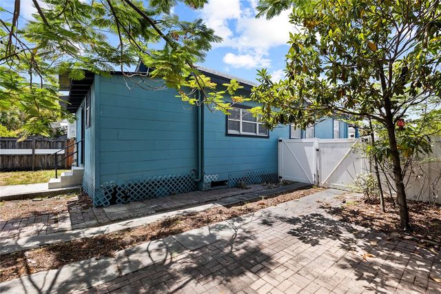 2506 W MAIN STREET, Tampa, FL 33607