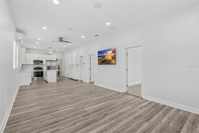 2506 W MAIN STREET, Tampa, FL 33607