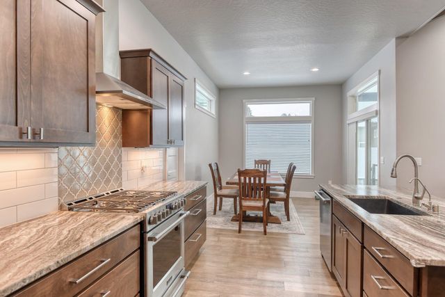 8004 N Jodi St, Spokane, WA 99208