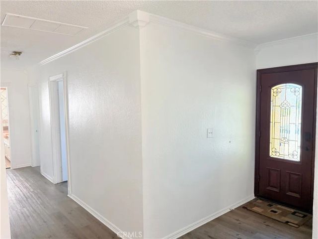 9423 Woodley, Los Angeles, CA 91343