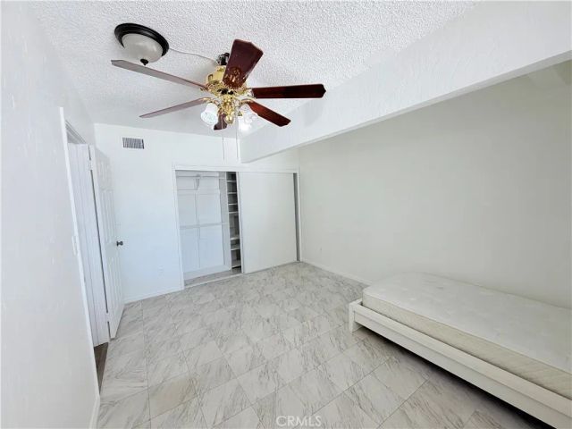 9423 Woodley, Los Angeles, CA 91343