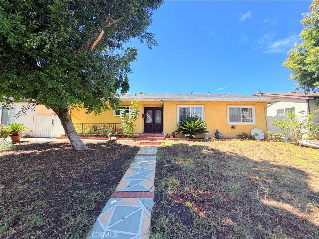9423 Woodley, Los Angeles, CA 91343