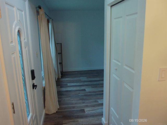 8138 Hillcrest Boulevard, Westland, MI 48185