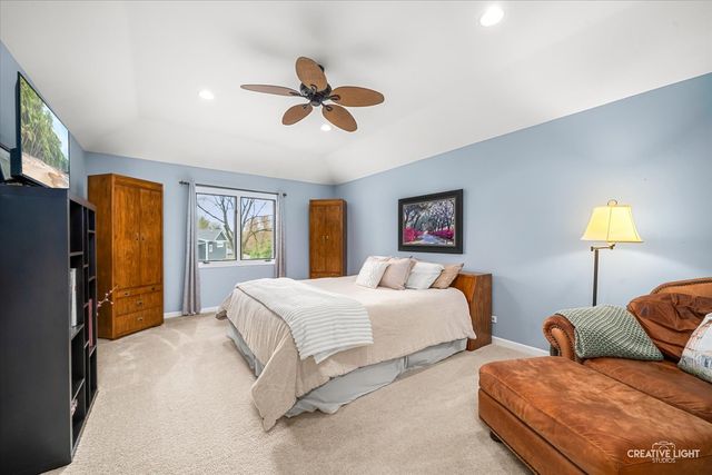 292 Winding Creek Drive, Naperville, IL 60565