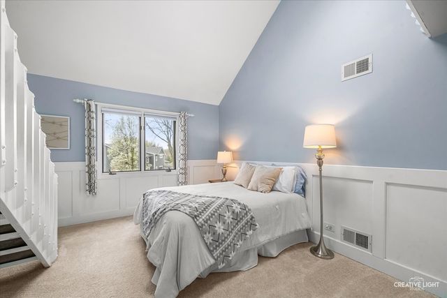 292 Winding Creek Drive, Naperville, IL 60565