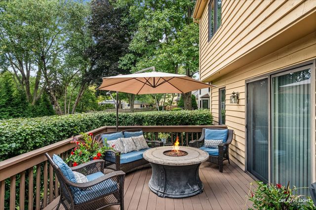 292 Winding Creek Drive, Naperville, IL 60565