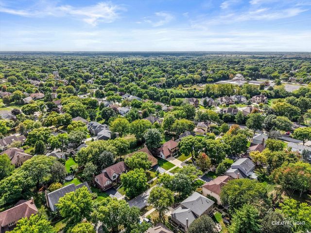 292 Winding Creek Drive, Naperville, IL 60565