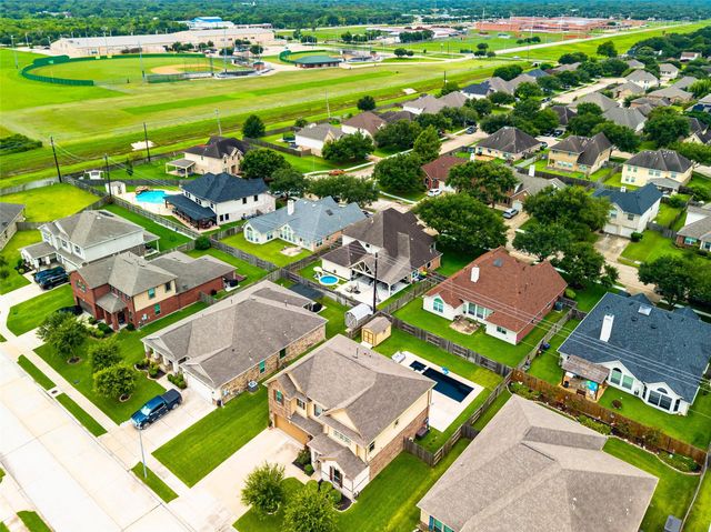 3806 Belmore Lane, Pearland, TX 77584