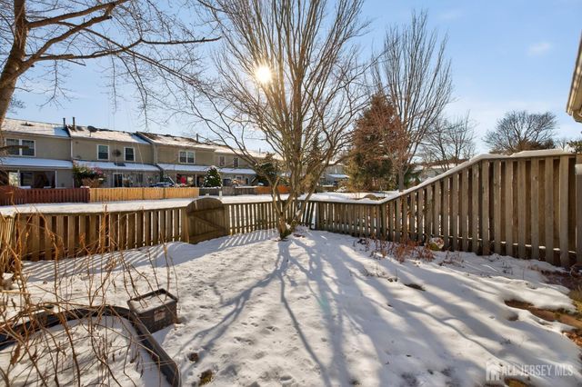 41 Van Pelt Court, East Brunswick, NJ 08816