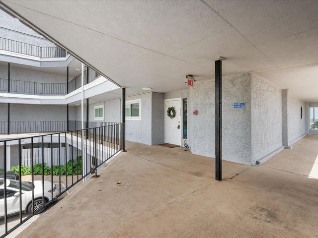 7600 Seawall Boulevard 113, Galveston, TX 77551