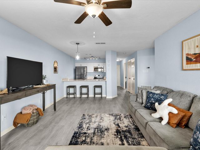 7600 Seawall Boulevard 113, Galveston, TX 77551