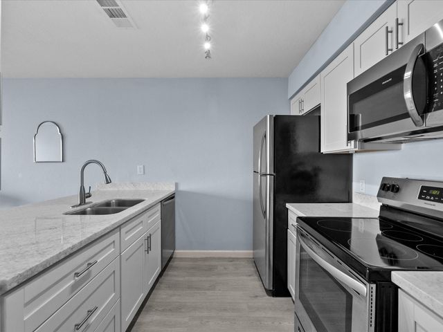 7600 Seawall Boulevard 113, Galveston, TX 77551