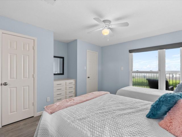 7600 Seawall Boulevard 113, Galveston, TX 77551