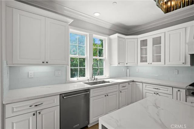 66 Eclipse, Irvine, CA 92620