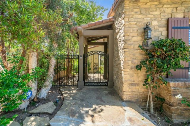66 Eclipse, Irvine, CA 92620