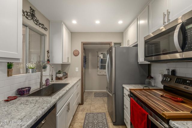 9845 W ROYAL RIDGE Drive, Sun City, AZ 85351