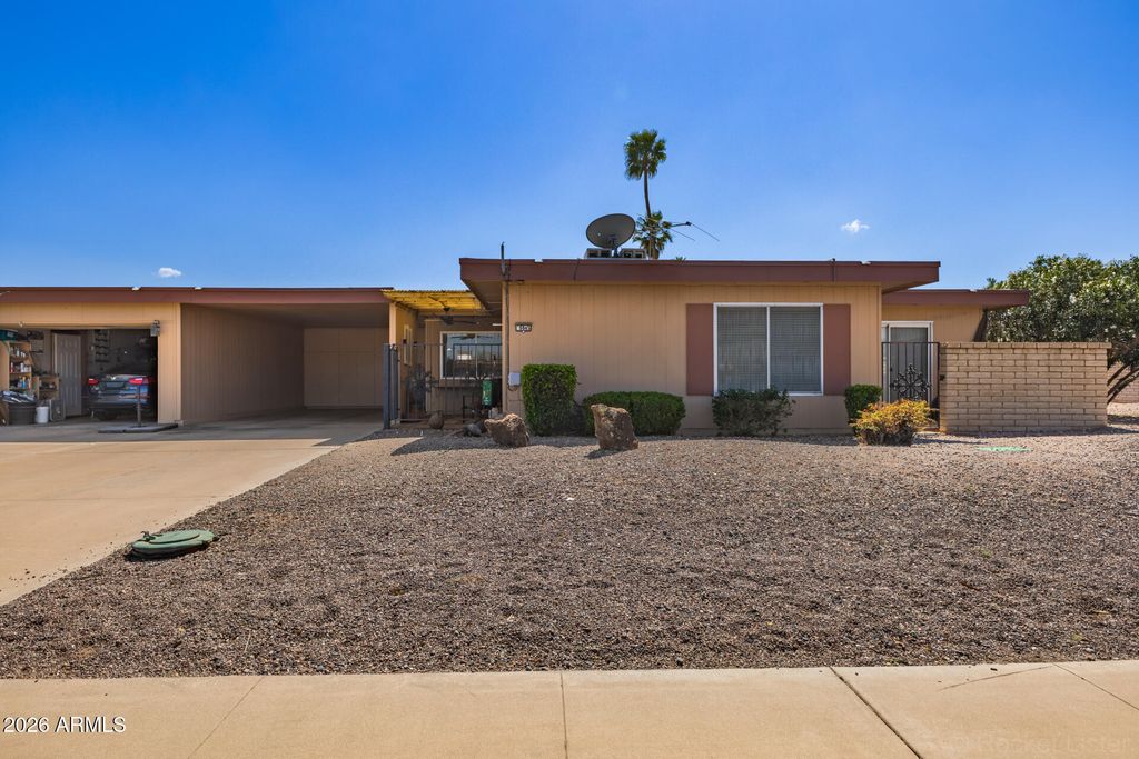 9845 W ROYAL RIDGE Drive, Sun City, AZ 85351