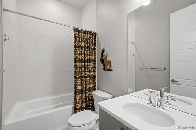 1198 Lost Elk Loop, Castle Rock, CO 80108