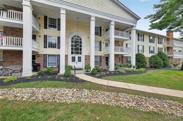 1530 Bedford Forge Court 15, Chesterfield, MO 63017