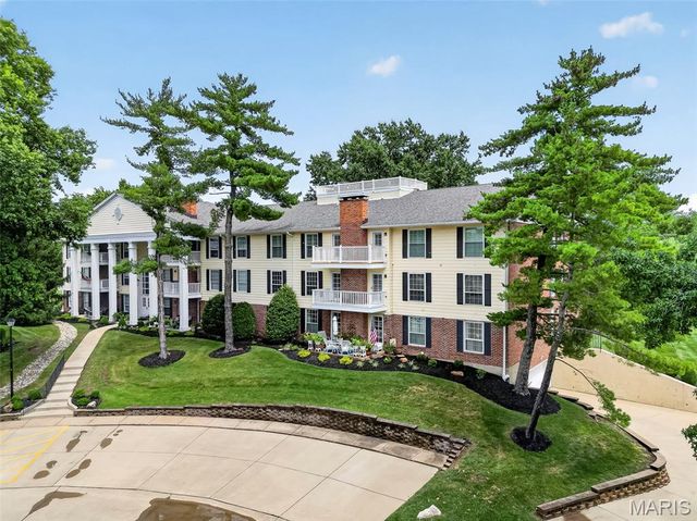 1530 Bedford Forge Court 15, Chesterfield, MO 63017