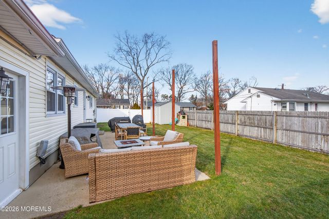 50 Maple Street, Beachwood, NJ 08722