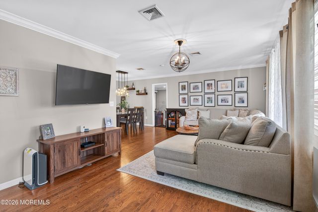 50 Maple Street, Beachwood, NJ 08722